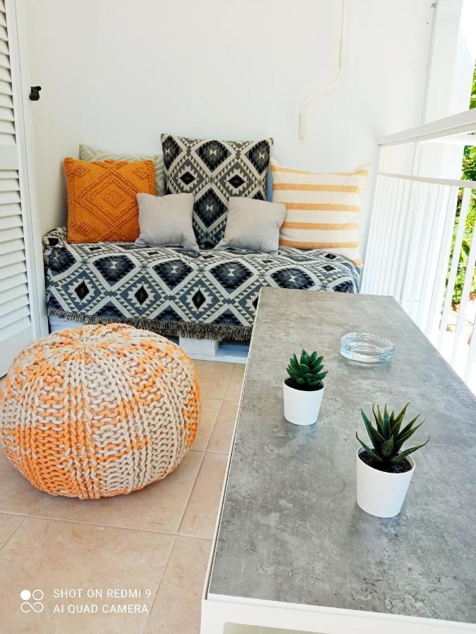 Summer Feel Suites Poros Town Extérieur photo