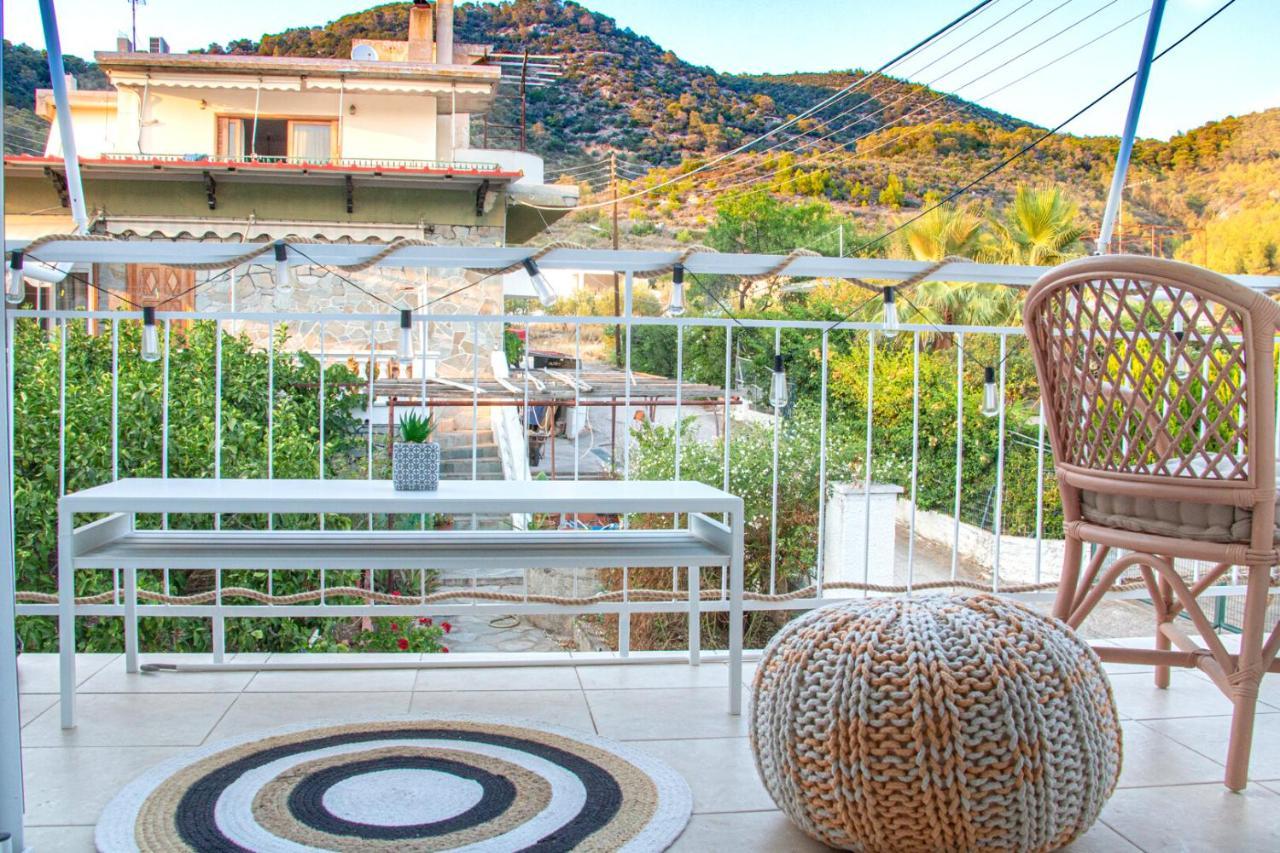 Summer Feel Suites Poros Town Extérieur photo